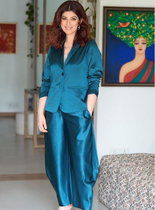 twinkle khanna 01