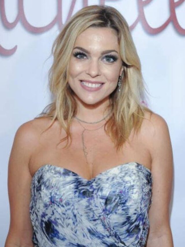 Carly Reeves 3
