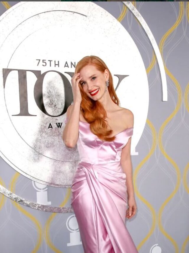 Jessica Chastain tony awards 8