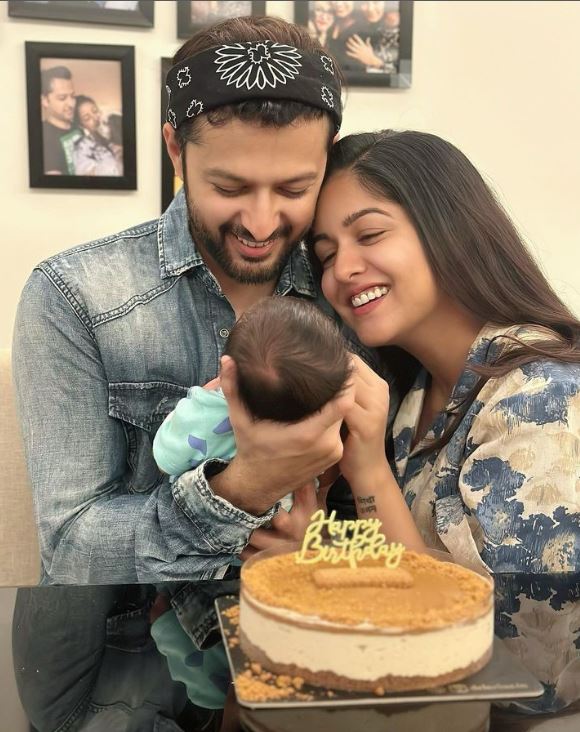 Ishita Dutta celebrated her husband Vatsal Sheth's birthday